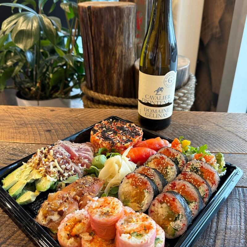 pour-recevoir-en-grand-sushi-tartare-poke-bowls